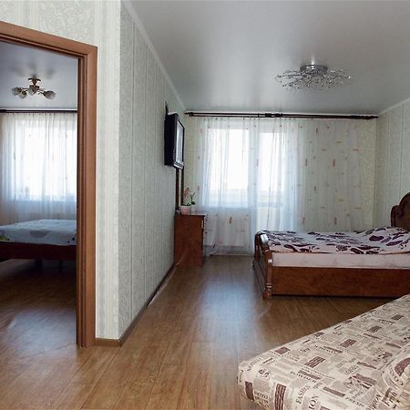 Двохкімнатні Апартаменти В Новому Жк Біля Дніпра! Tcherkassy Extérieur photo