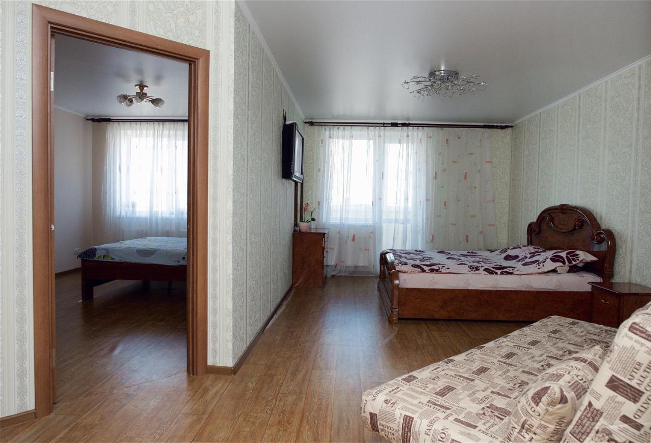 Двохкімнатні Апартаменти В Новому Жк Біля Дніпра! Tcherkassy Extérieur photo